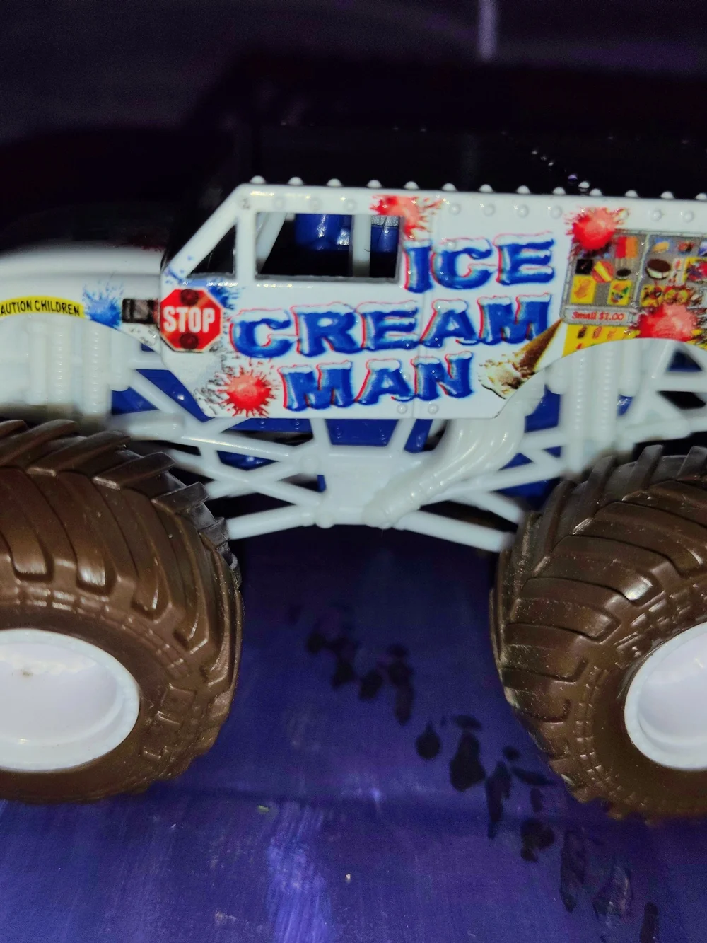 Ice cream Man Monster Jam (Htf) Truck / Bent Rods
